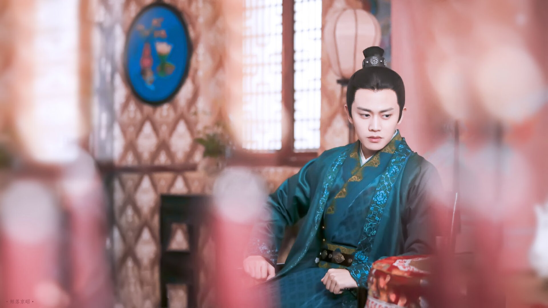 球场“铁血防线”：最难攻破的防守阵容盘点，铁血防守vs极致进攻