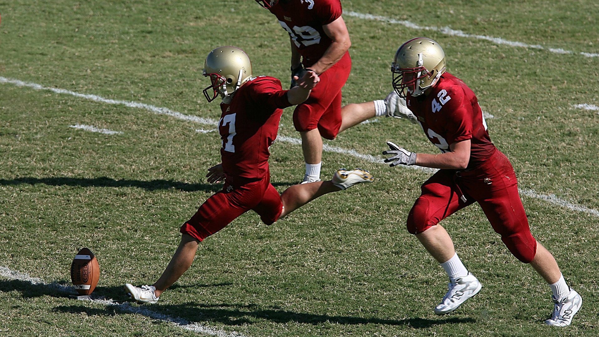 史上最“清晰”的持球突破之一：蒂伊在对手防守下，连续运球华丽过人！