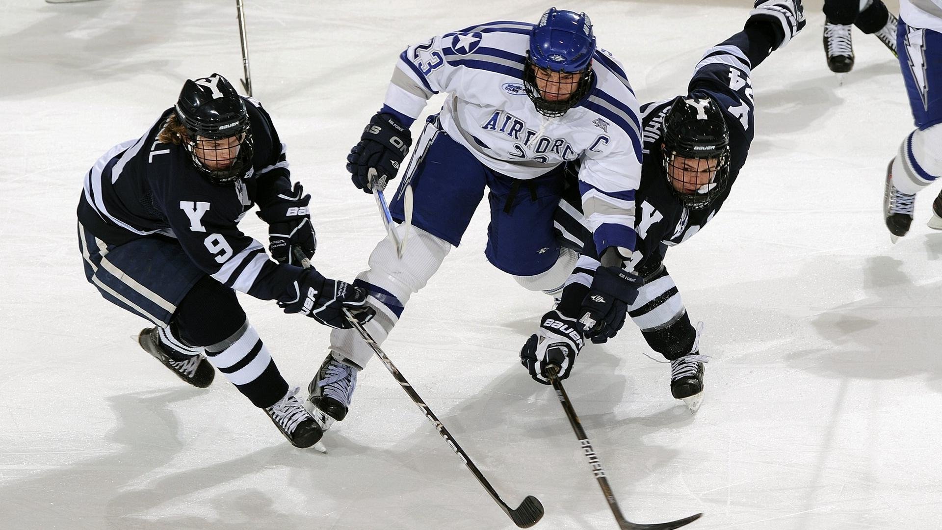 开云体育网页入口-评论员指出中超联赛存在的问题，中超评球